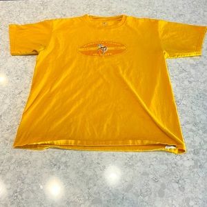 Minnesota Vikings T-Shirt. Large